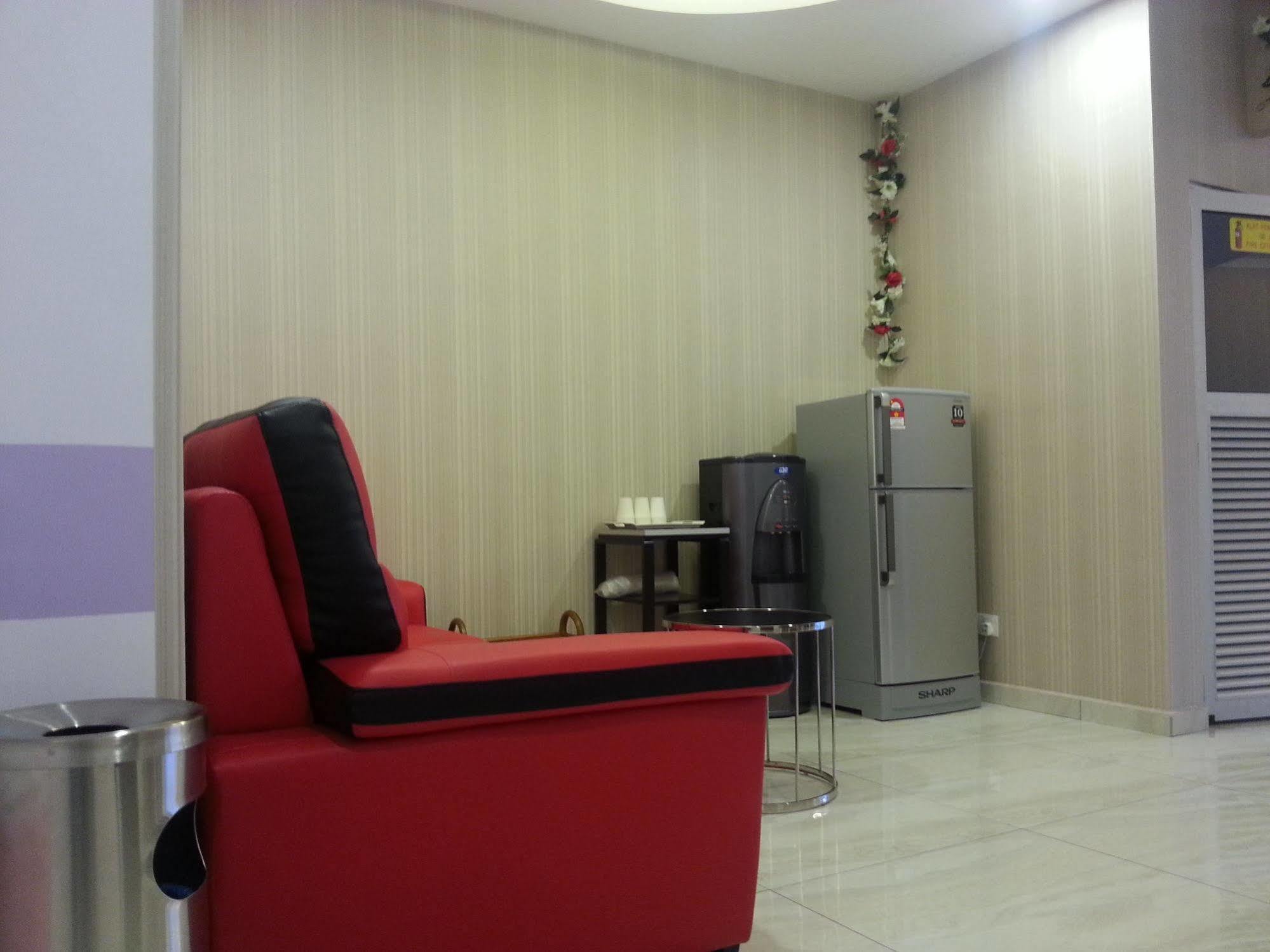 Palazzo Hotel Kulai Dış mekan fotoğraf