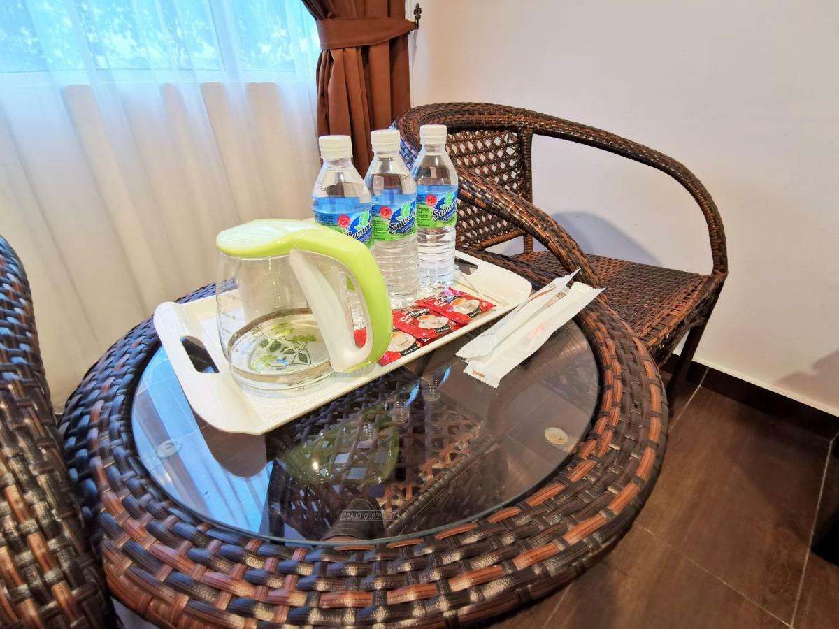 Palazzo Hotel Kulai Dış mekan fotoğraf